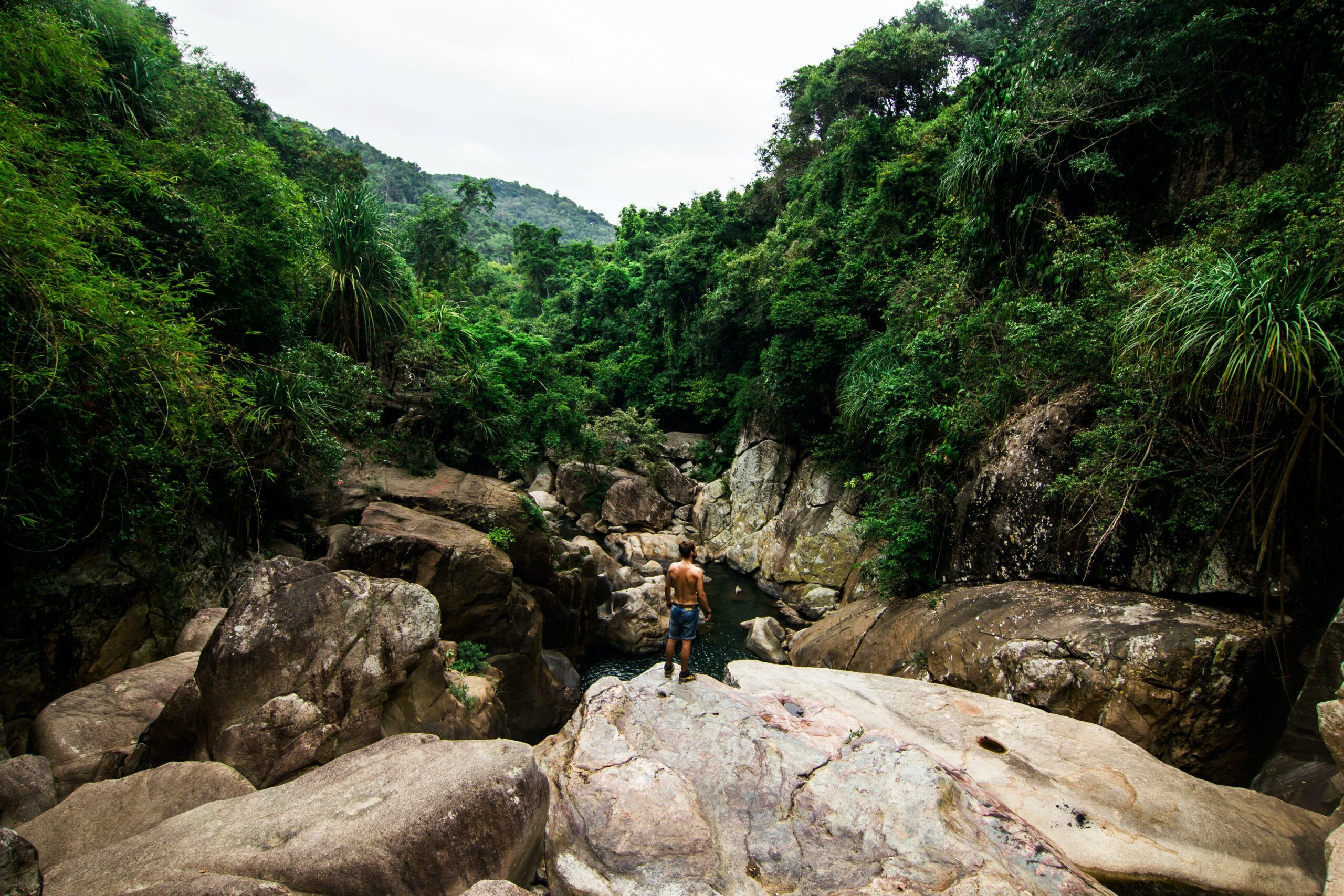 ឈោងចាប់អ្នកដទៃ ថ្វាយព្រះយេស៊ូវ